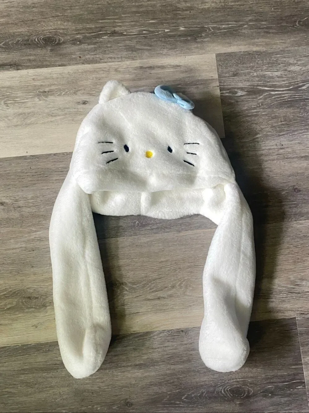 Forever 21  Embroidery Hello Kitty Plush Beanie, Brand New
